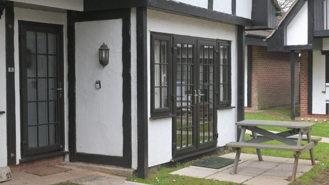 25 Tudor Court, Tolroy Manor 헤일 외부 사진